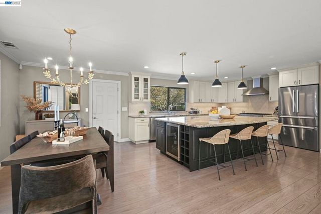 181 Paraiso Dr, Danville, CA 94526