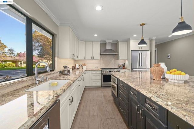 181 Paraiso Dr, Danville, CA 94526