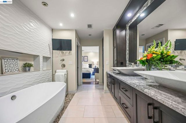 181 Paraiso Dr, Danville, CA 94526