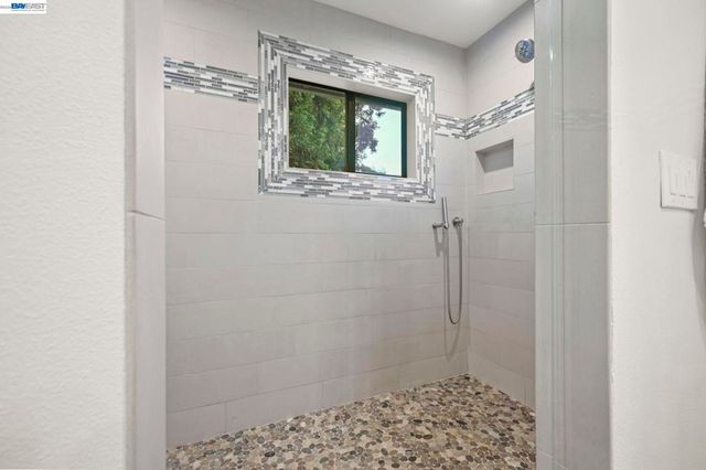 181 Paraiso Dr, Danville, CA 94526