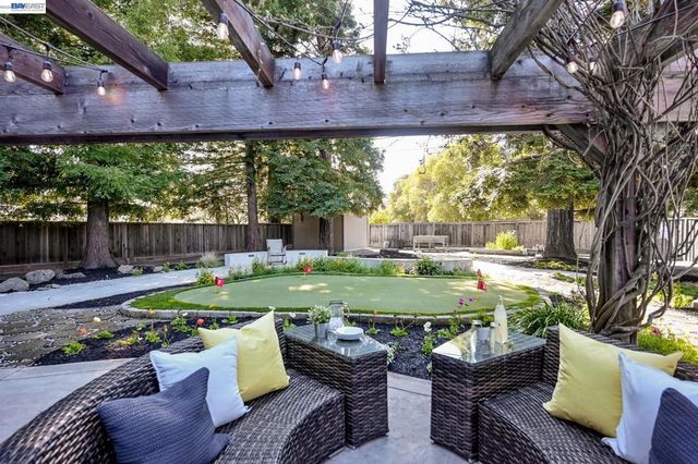 181 Paraiso Dr, Danville, CA 94526