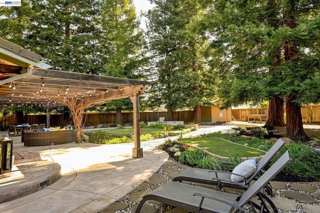 181 Paraiso Dr, Danville, CA 94526