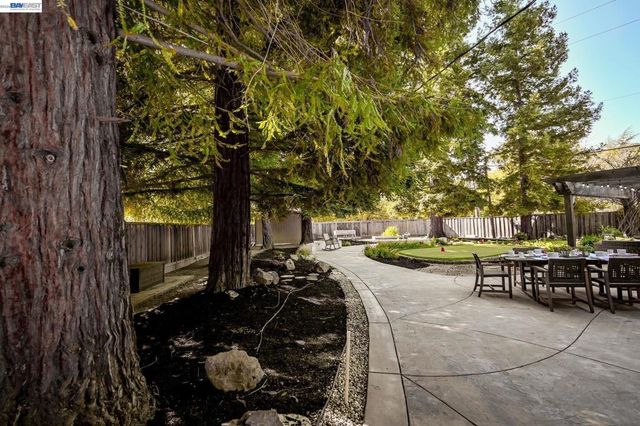 181 Paraiso Dr, Danville, CA 94526