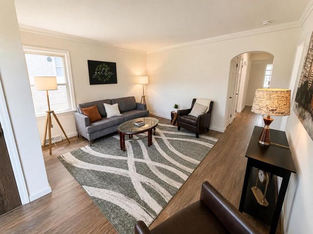 4533 N 73rd STREET, Milwaukee, WI 53218