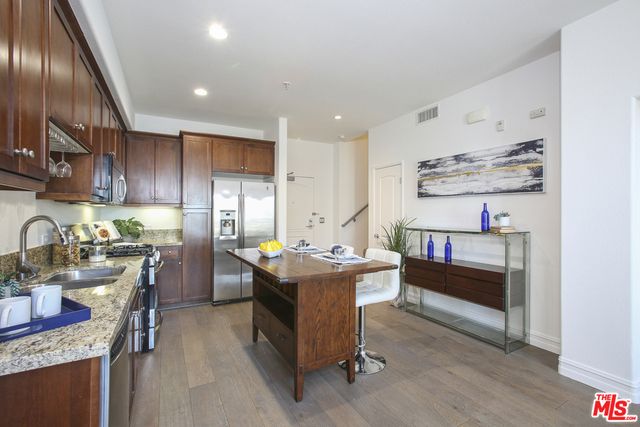 629 Traction Avenue 206, Los Angeles, CA 90013
