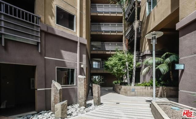 629 Traction Avenue 206, Los Angeles, CA 90013