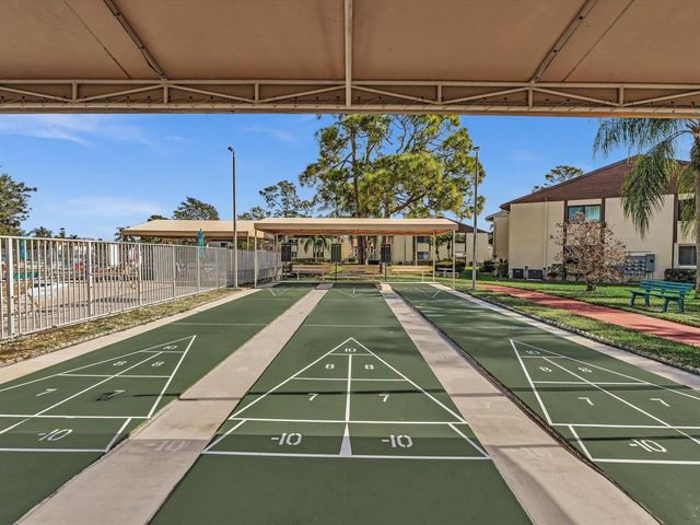 305 Knotty Pine Circle A2, Greenacres, FL 33463