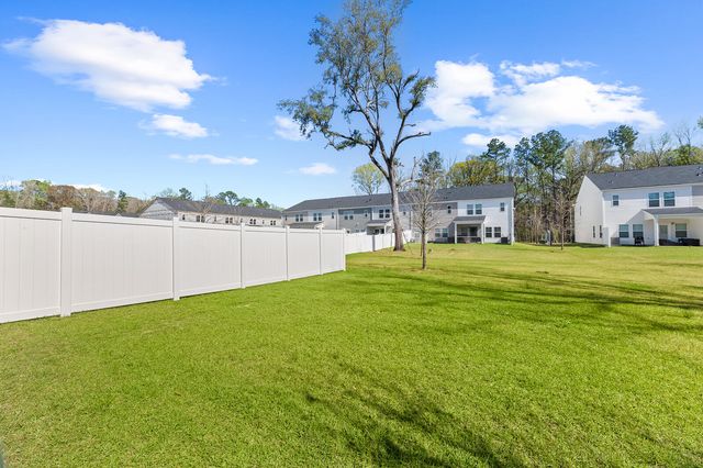 8748 Silver Perch Lane, Charleston, SC 29420