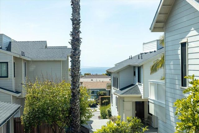 935 Genter St 207, La Jolla, CA 92037
