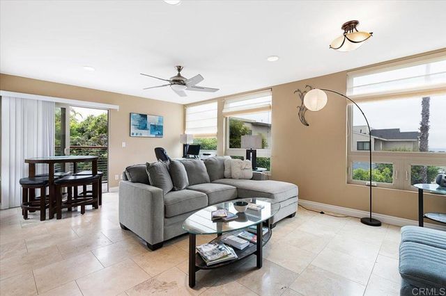 935 Genter St 207, La Jolla, CA 92037