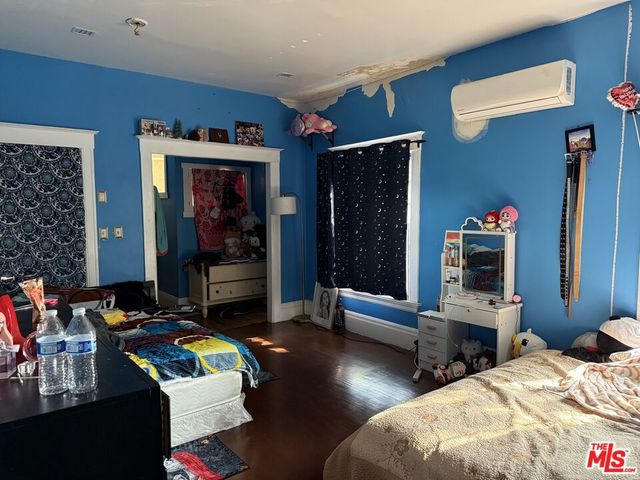 1625 S Bonnie Brae Street, Los Angeles, CA 90006