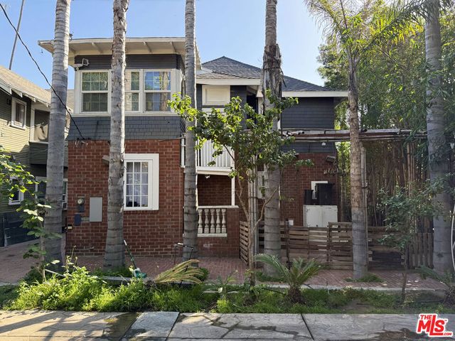 1625 S Bonnie Brae Street, Los Angeles, CA 90006