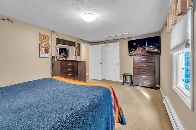 50 Old Spencer Rd, Charlton, MA 01507