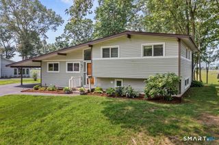 41 Briarwood Drive, Old Saybrook, CT 06475