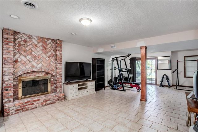 13801 Marie Place, Kearney, MO 64060