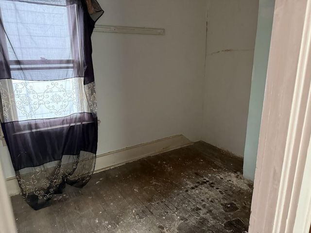 3156 6th STREET, Milwaukee, WI 53212