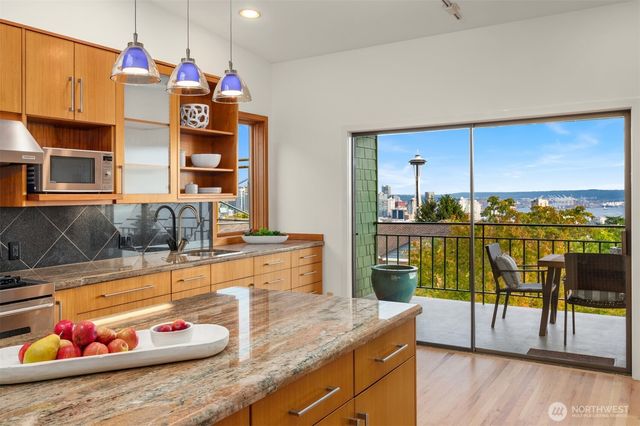 118 Highland Drive, Seattle, WA 98109