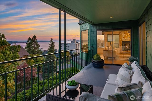 118 Highland Drive, Seattle, WA 98109