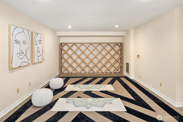 118 Highland Drive, Seattle, WA 98109