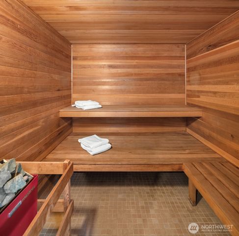 118 Highland Drive, Seattle, WA 98109