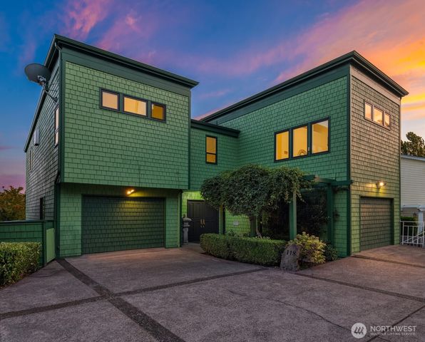 118 Highland Drive, Seattle, WA 98109