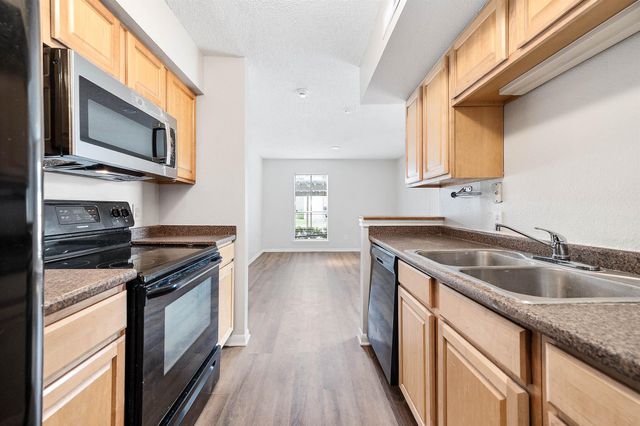 1900 Bay Area Boulevard 144, Houston, TX 77058