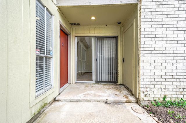 1900 Bay Area Boulevard 144, Houston, TX 77058