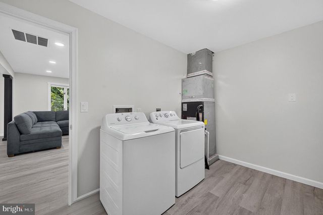 11810 FREEMANS RD, Remington, VA 22734