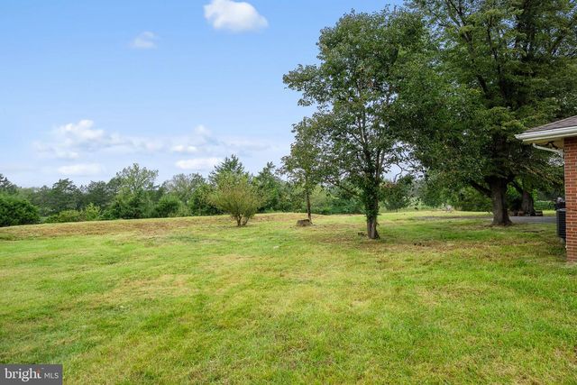 11810 FREEMANS RD, Remington, VA 22734