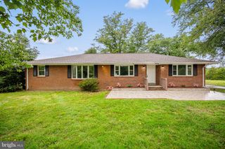 11810 FREEMANS RD, Remington, VA 22734