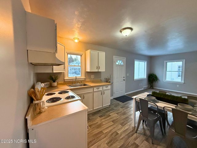 1748 Georgia Avenue, Toledo, OH 43613