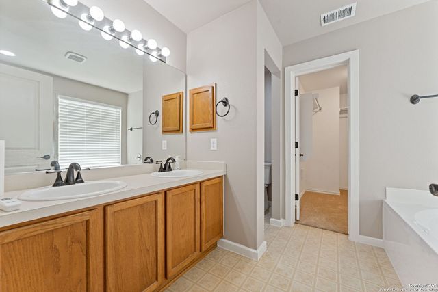 8050 Rosespur, Selma, TX 78154