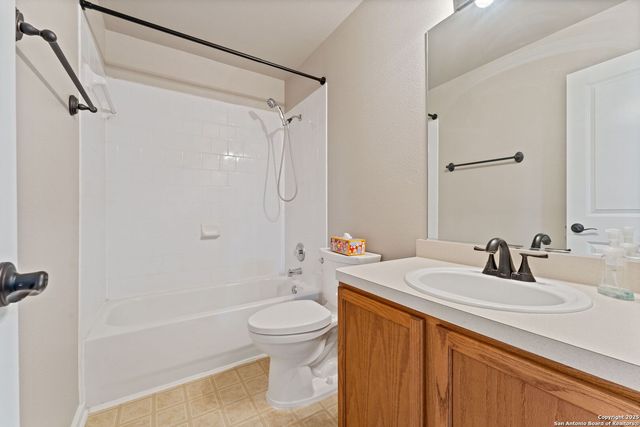 8050 Rosespur, Selma, TX 78154