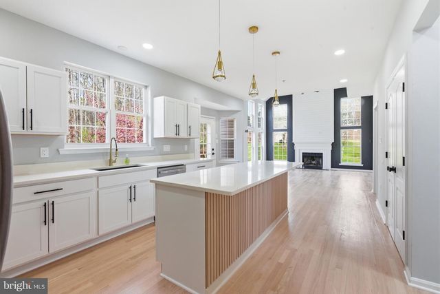 2002 THISTLEWOOD DR, Fort Washington, MD 20744