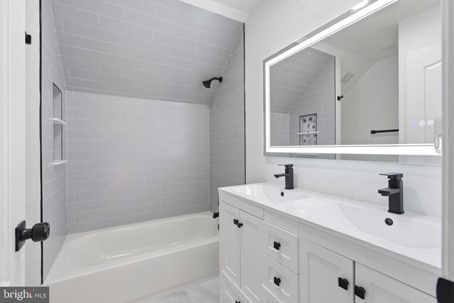 2002 THISTLEWOOD DR, Fort Washington, MD 20744