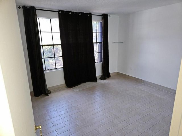 10191 Oleander Court 10191, Pembroke Pines, FL 33026