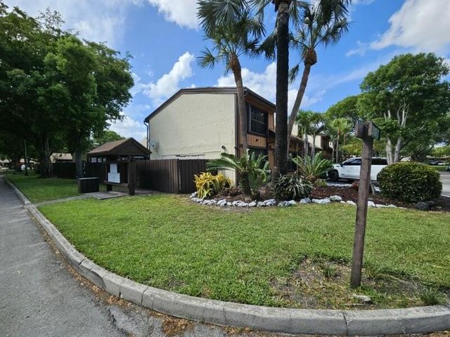 10191 Oleander Court 10191, Pembroke Pines, FL 33026