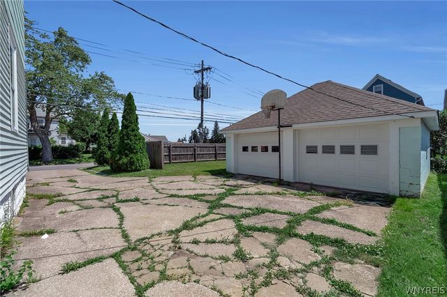 79 Haller Ave, Cheektowaga, NY 14211