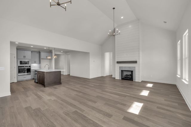 199 Phillips Bend, Spring Hill, TN 37174