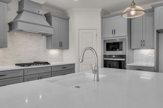 199 Phillips Bend, Spring Hill, TN 37174