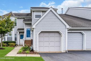 40 Poplar Place, Freehold, NJ 07728