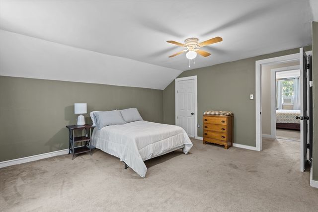 812 Plymouth St, Middleboro, MA 02346