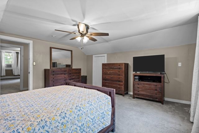 812 Plymouth St, Middleboro, MA 02346
