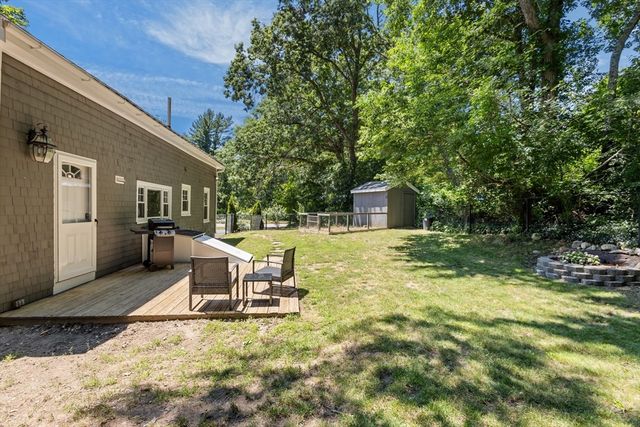 812 Plymouth St, Middleboro, MA 02346