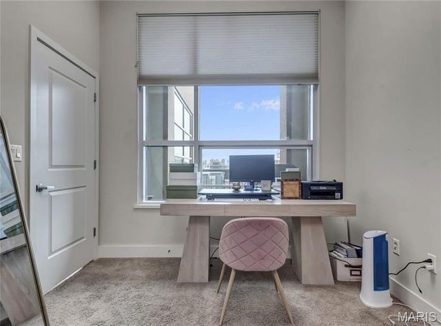 8025 Maryland Ave 3D, Clayton, MO 63105