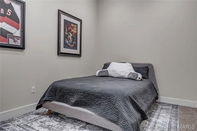 8025 Maryland Ave 3D, Clayton, MO 63105