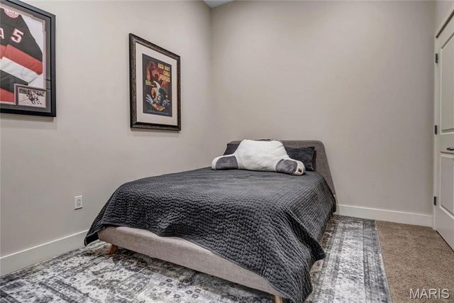 8025 Maryland Ave 3D, Clayton, MO 63105