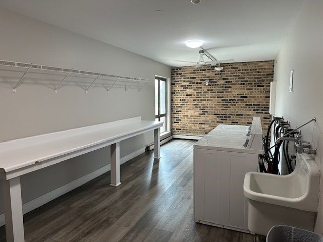 1931 PRAIRIE Square 226, Schaumburg, IL 60173