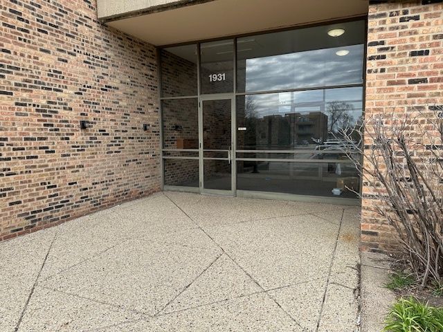 1931 PRAIRIE Square 226, Schaumburg, IL 60173