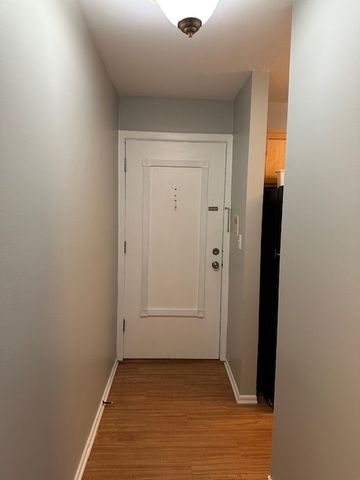 1931 PRAIRIE Square 226, Schaumburg, IL 60173